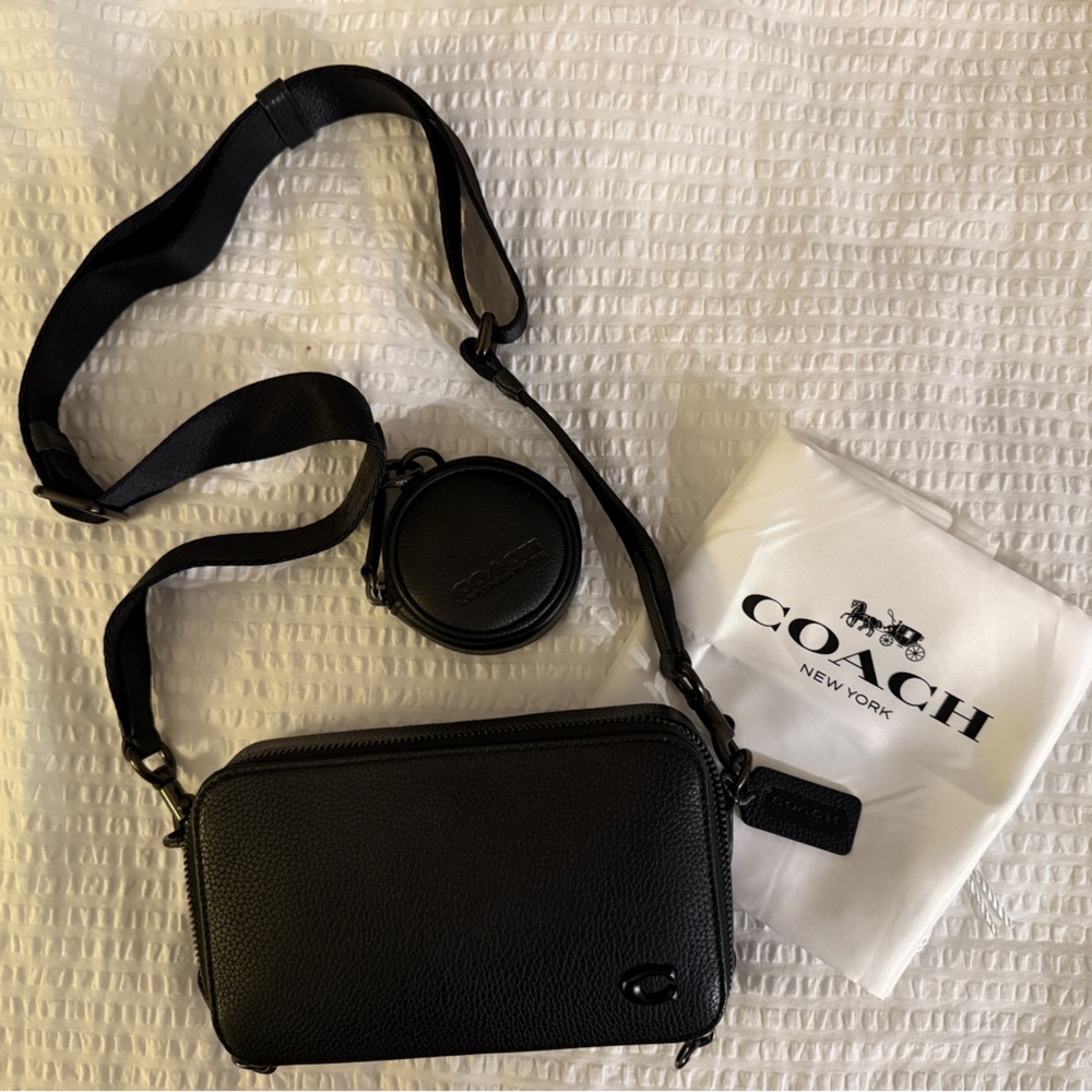 Coach Men’s Charter Slim Crossbody Bag Black Leather